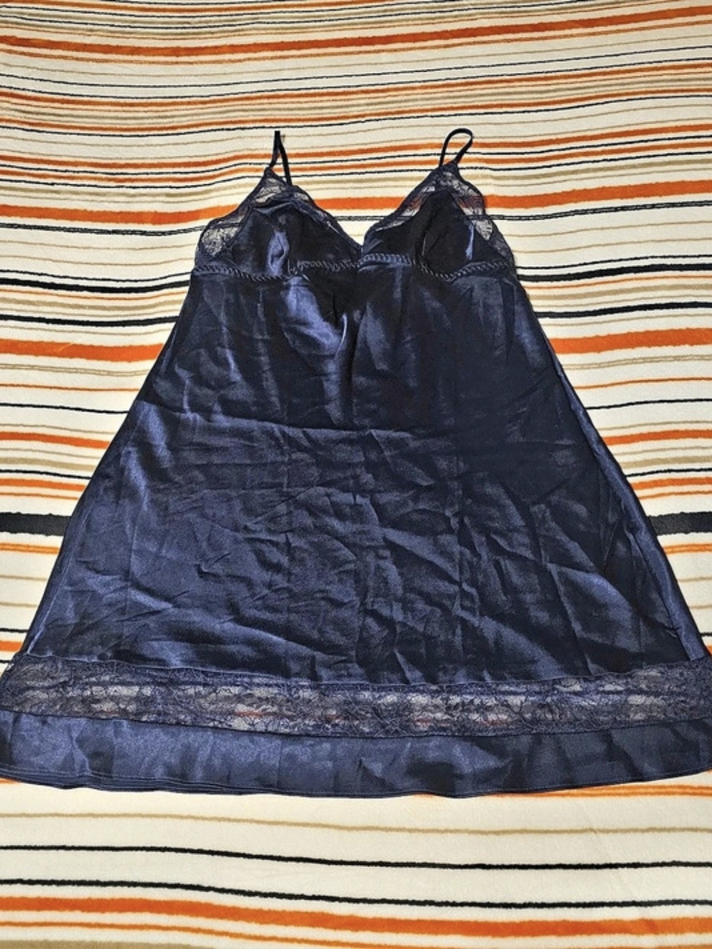 Victoria's Secret Black Lace-Trim Chemise Size Large